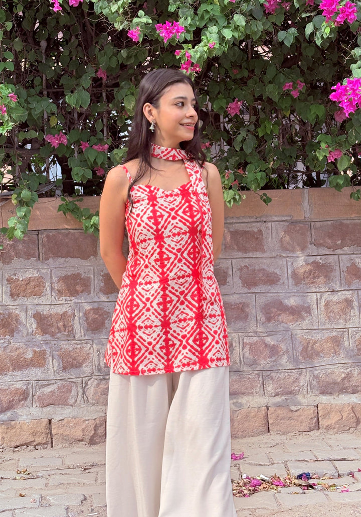 Pink Geometric Print Short Kurti With Scarf – product photograph 6 | SORSHA™