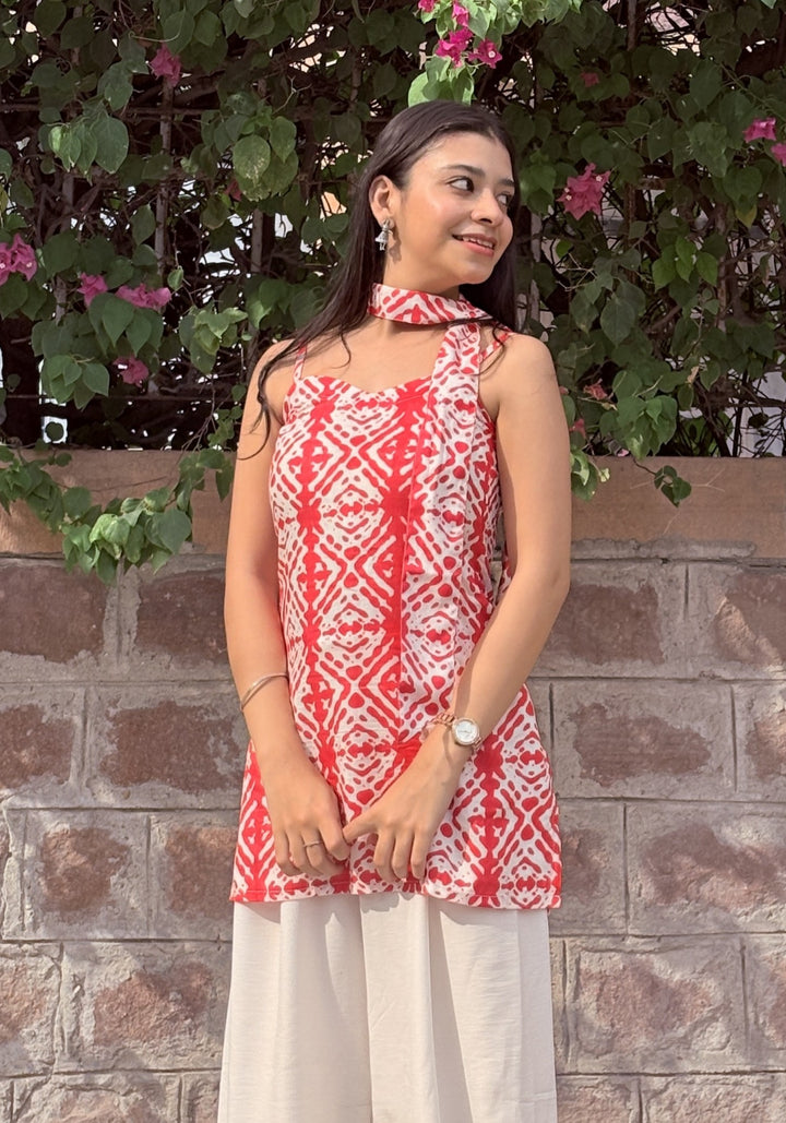 Pink Geometric Print Short Kurti With Scarf – product photograph 1 | SORSHA™