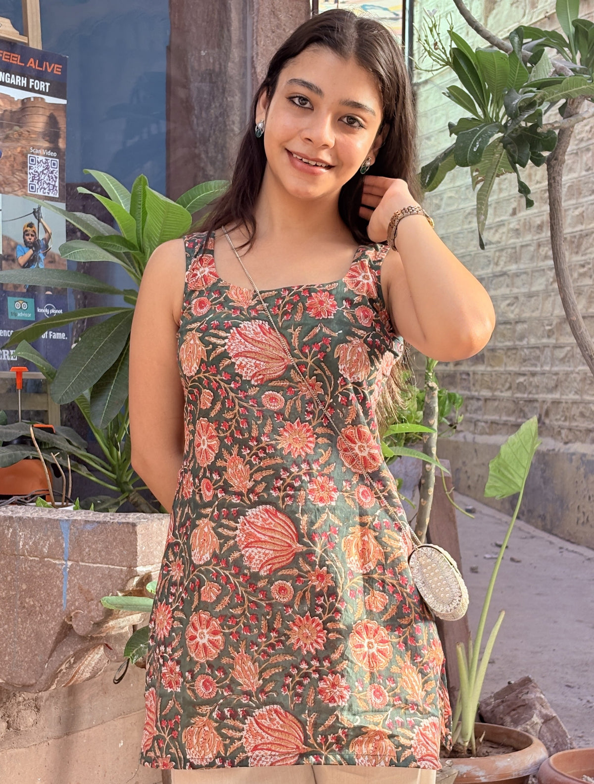 Dark Green Floral Block Premium Cotton Short Kurti – product photograph 4 | SORSHA™
