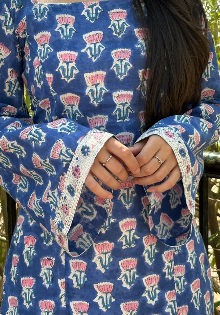 Floral Printed Square Neck Pure Cotton Short Kurti – product photograph 4 | SORSHA™