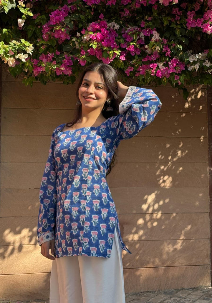 Floral Printed Square Neck Pure Cotton Short Kurti – product photograph 3 | SORSHA™