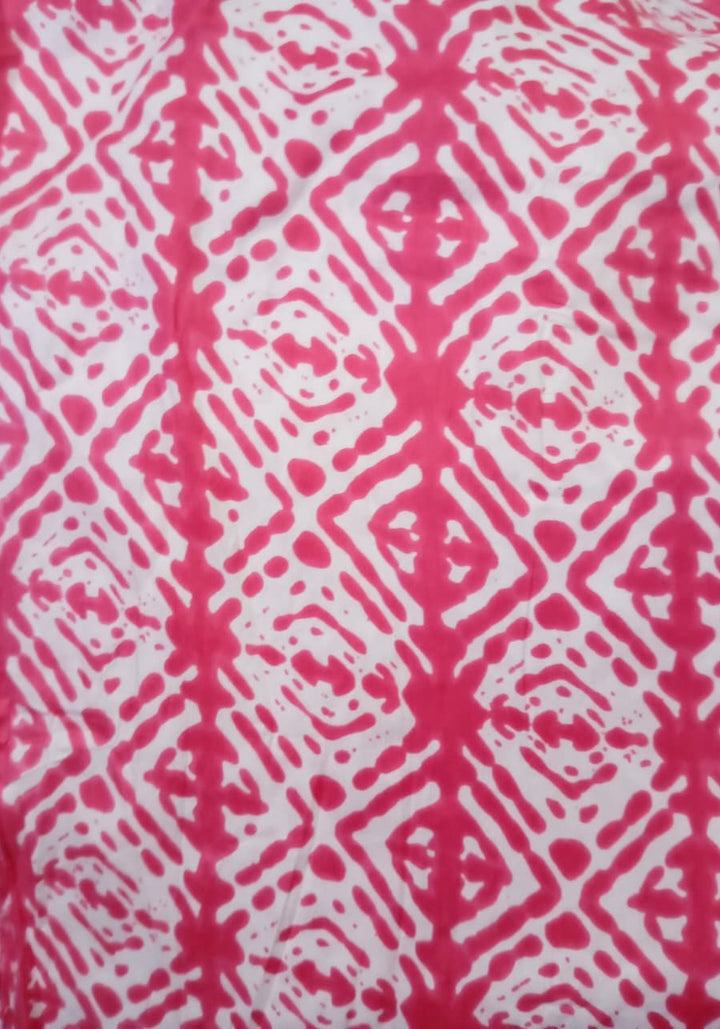 Pink Geometric Print Short Kurti With Scarf – product photograph 7 | SORSHA™
