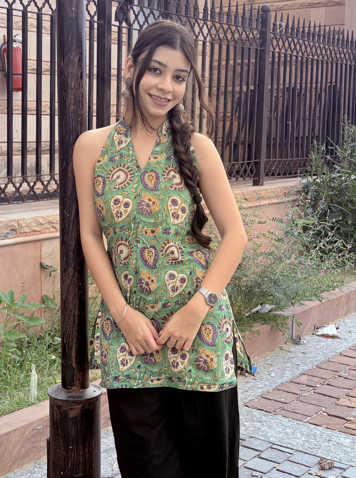 Green Mandarin Collar Cotton Short Kurti – product photograph 1 | SORSHA™