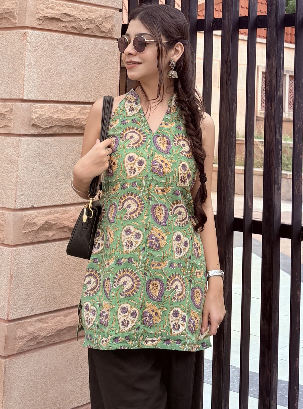 Green Mandarin Collar Cotton Short Kurti – product photograph 4 | SORSHA™