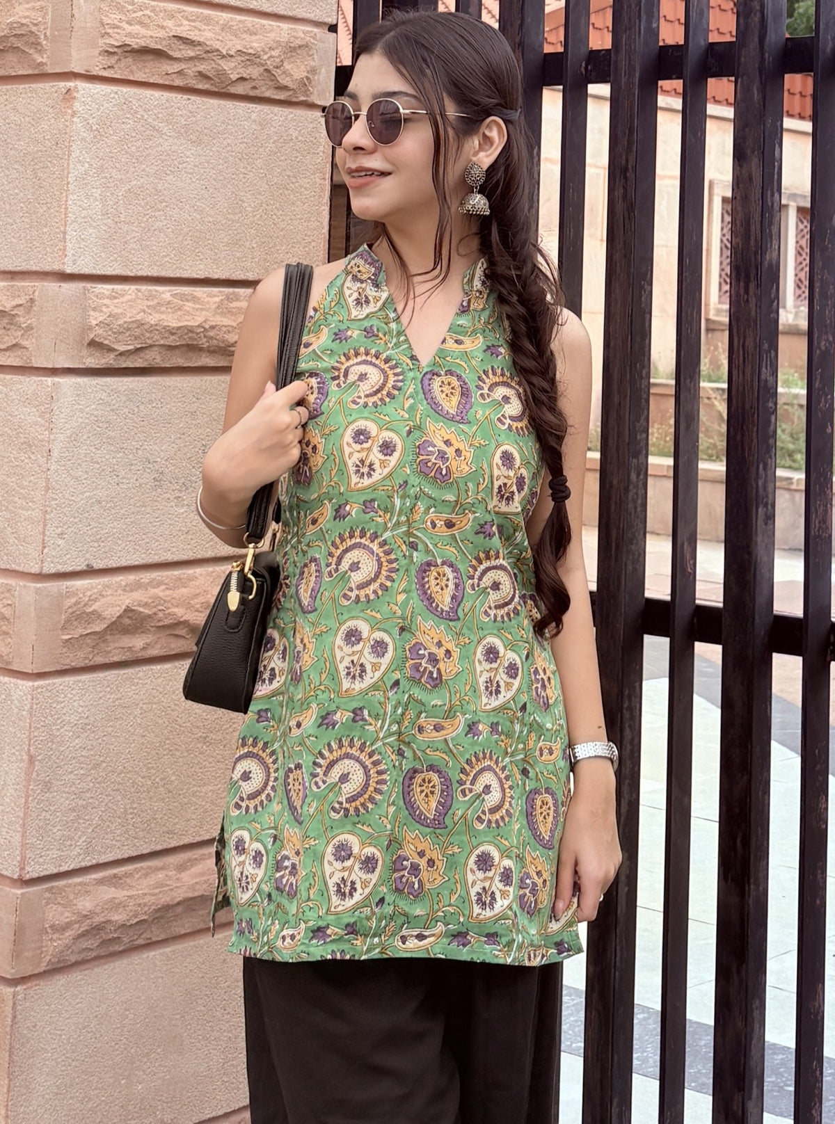 Green Mandarin Collar Cotton Short Kurti – product photograph 4 | SORSHA™