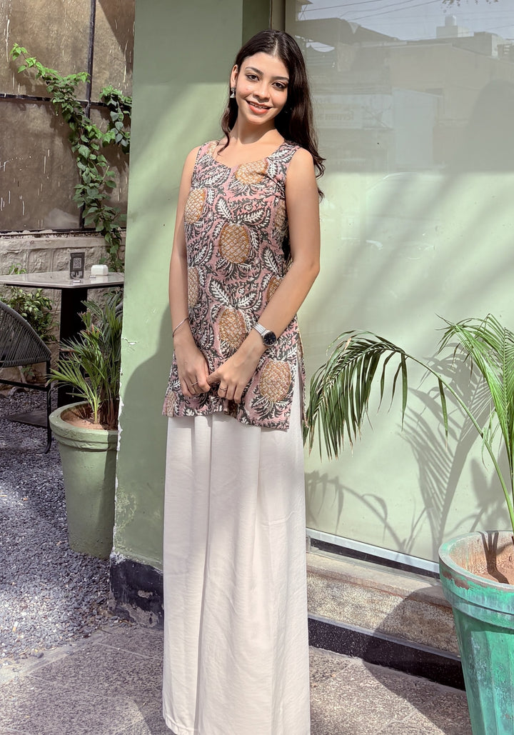 Pineapple Print Short Kurti – product photograph 3 | SORSHA™